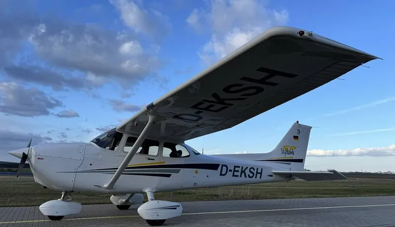 2001 Cessna 172 Skyhawk SP Diesel