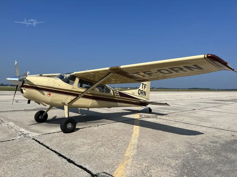 1974 Cessna A185F