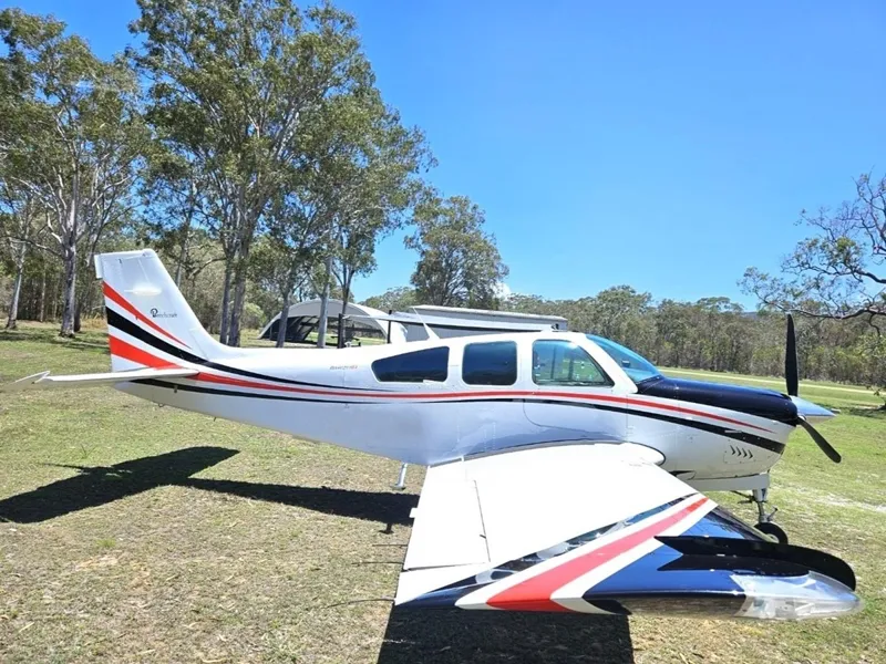 1990 Beechcraft Bonanza F33A