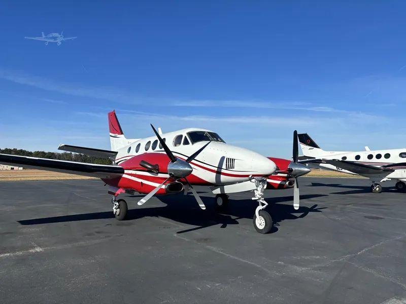 1999 Beechcraft C90B