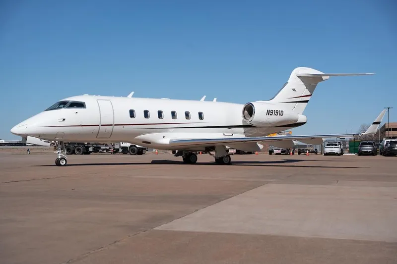 2013 Bombardier Challenger 300 for sale