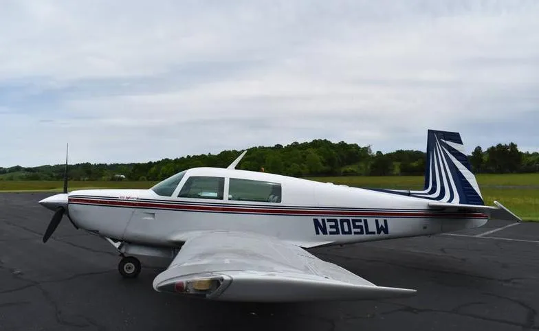 1980 Mooney M20K 305 Rocket