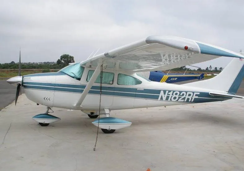 1966 Cessna 182 Skylane