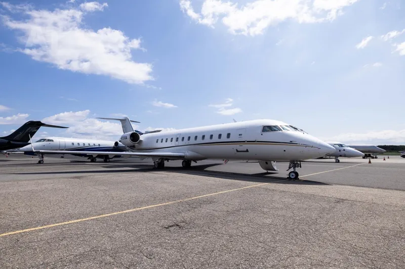 2003 Bombardier Challenger 850