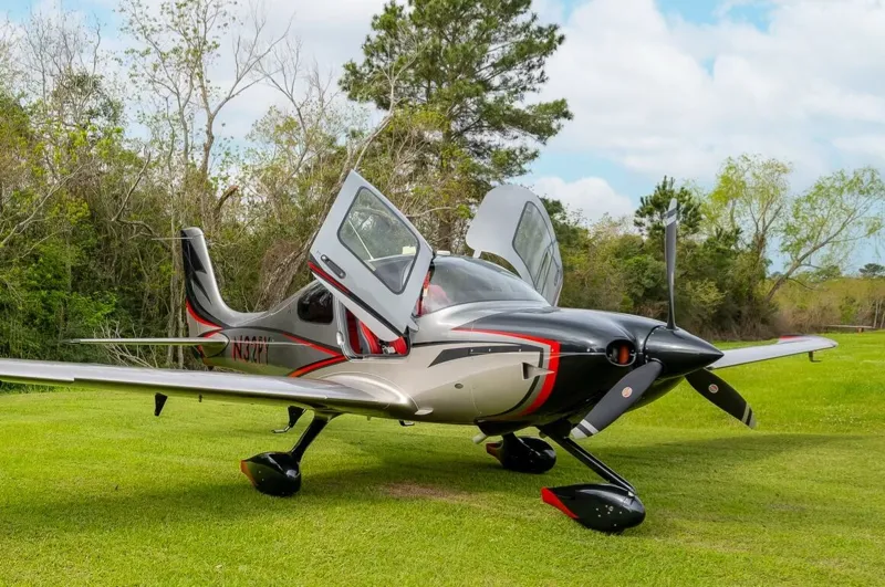 2025 Cirrus SR22 G7 GTS