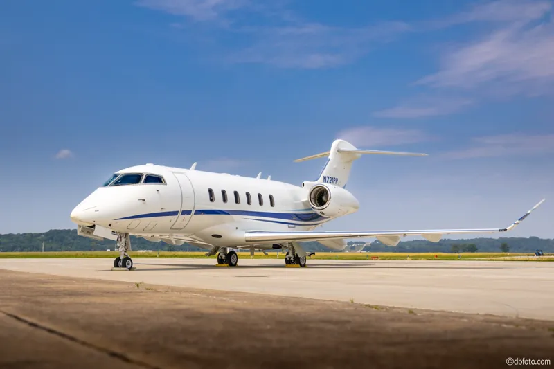 2015 Bombardier Challenger 350 for sale