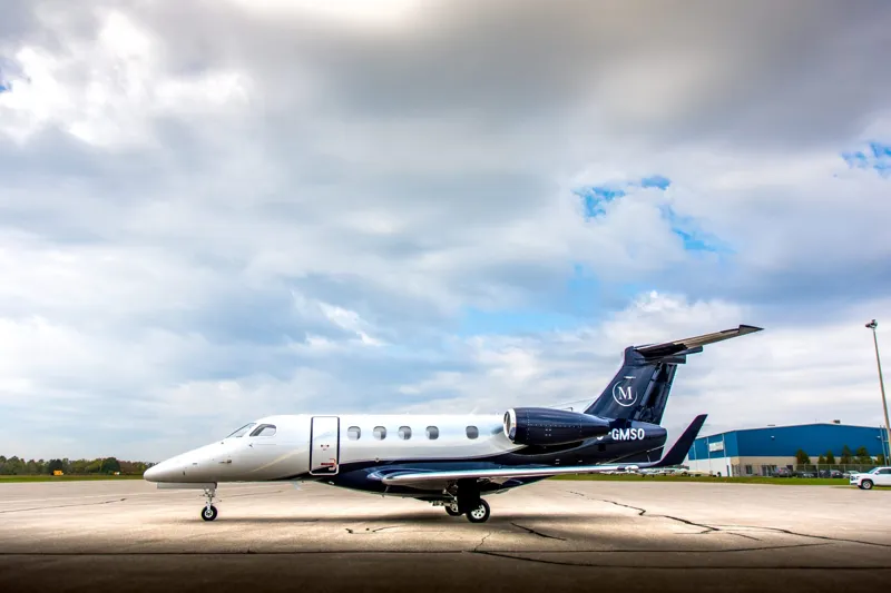 2015 Embraer Phenom 300 for sale