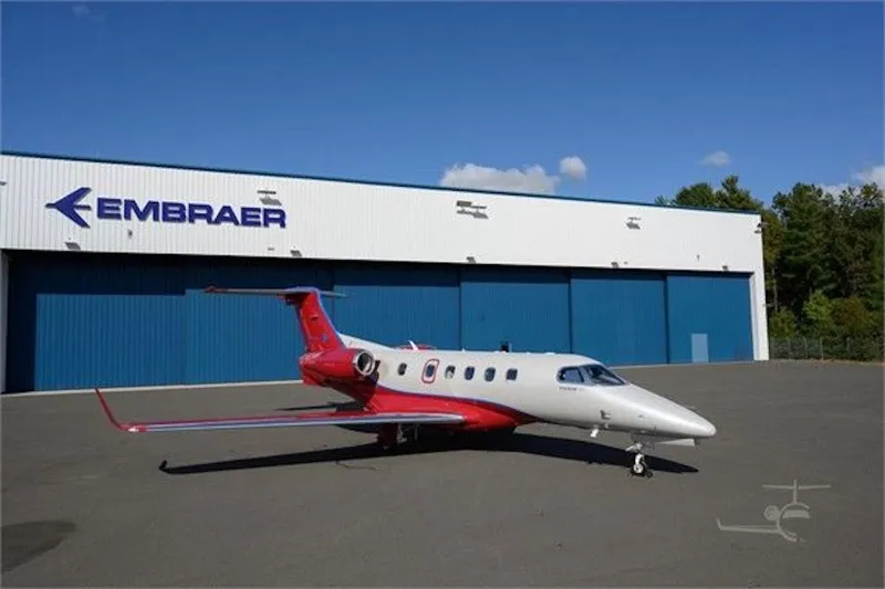 2017 EMBRAER Phenom 300 (sold)