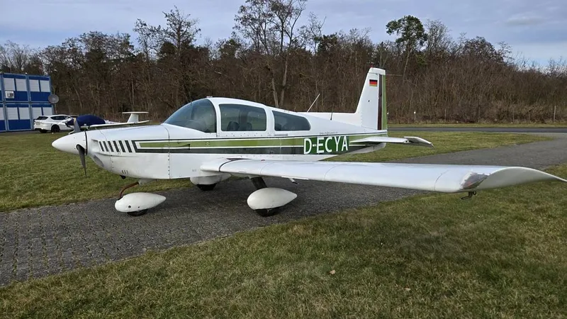 1975 Grumman AA5 Traveler