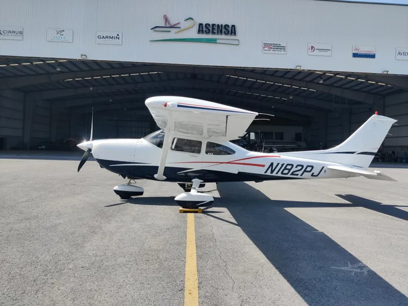 1998 Cessna 182S Skylane