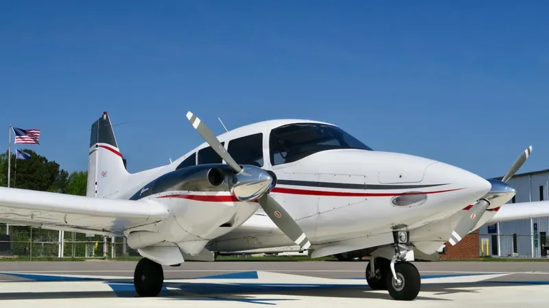 1961 Piper Apache