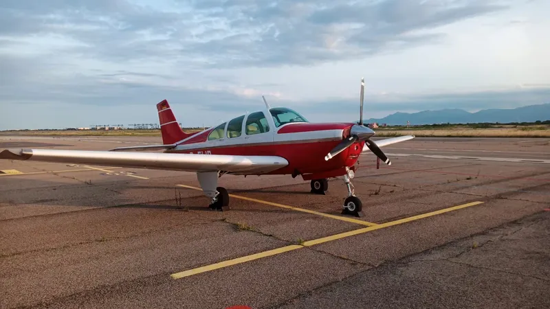 1966 Beechcraft C33 Debonair