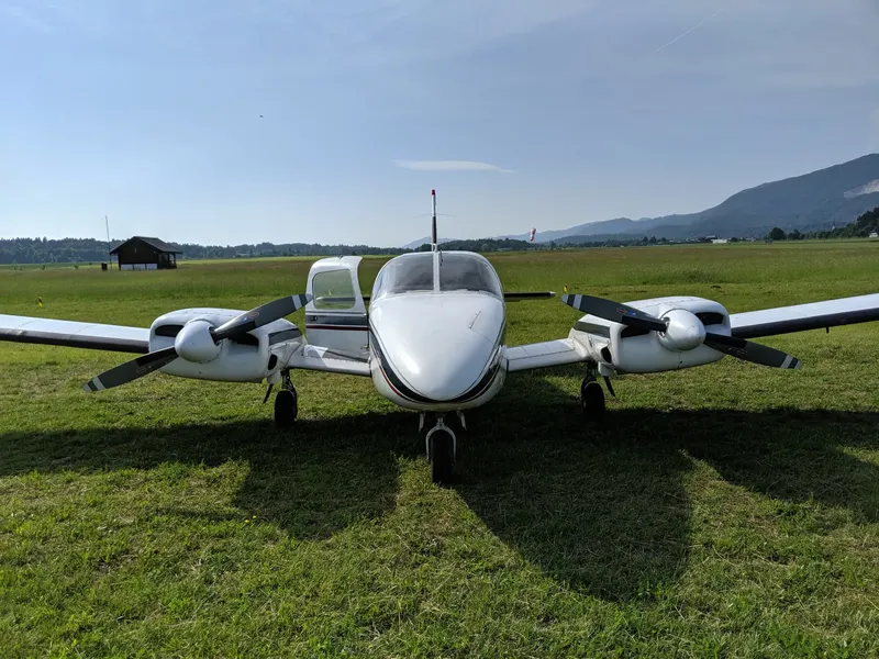 1975 Piper PA34 200 Seneca