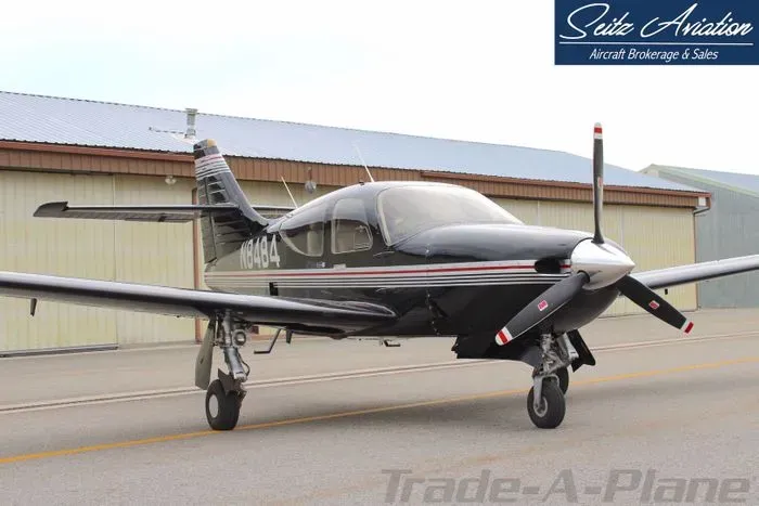 1993 Commander Commander 114B
