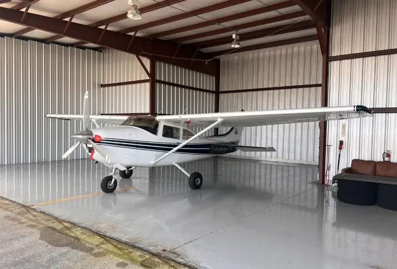 1977 Cessna 182Q Skylane P-Ponk