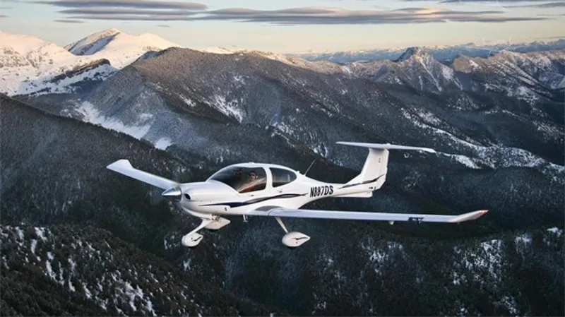 2026 Diamond DA40 Xlt