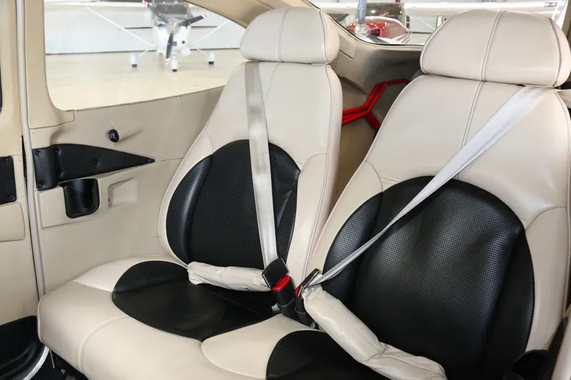 2010 Cessna 182T
