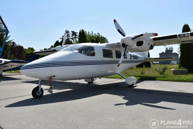 1982 Vulcanair P68C