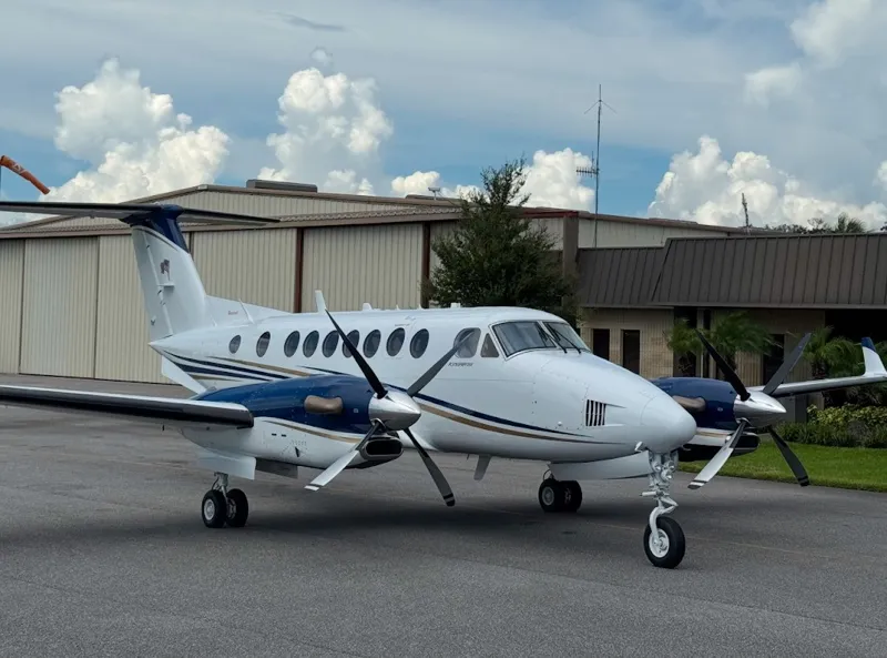 1999 Beechcraft King Air 350 for sale