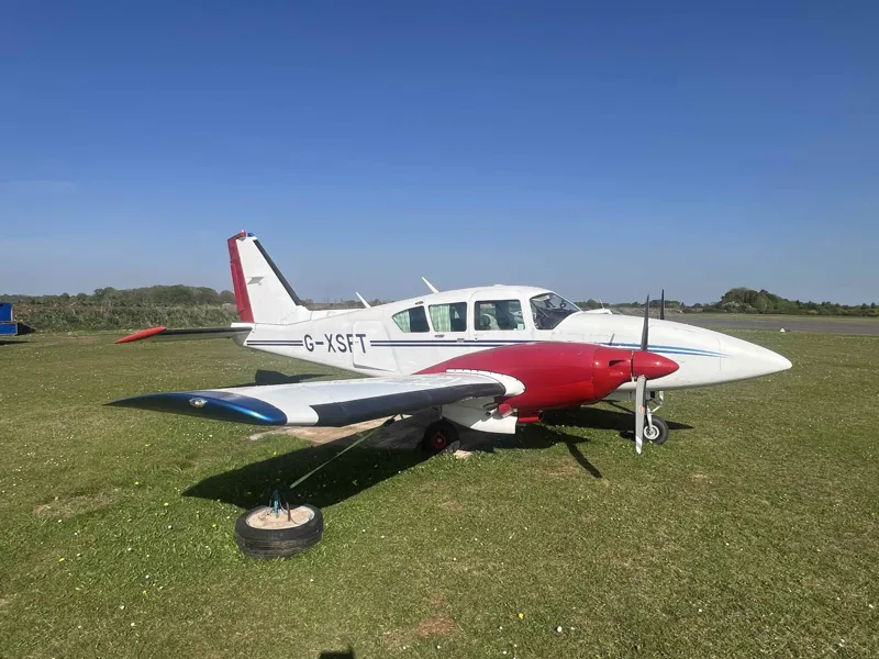 1977 Piper Aztec