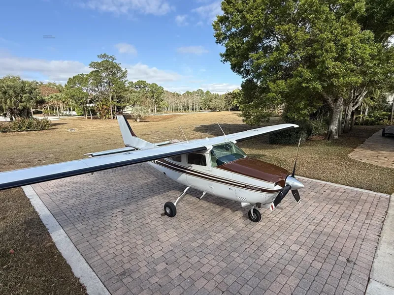 1980 Cessna T210N for sale