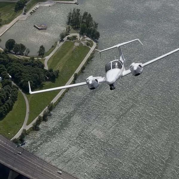 2023 Diamond DA42