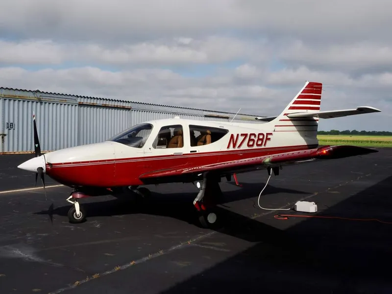 Commander 114B