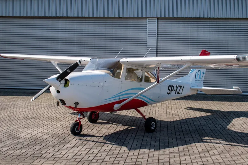 1967 Cessna F-172 H