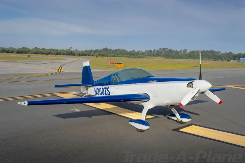 2002 Extra EA-300L
