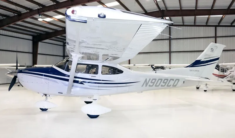 2005 Cessna 182T for sale
