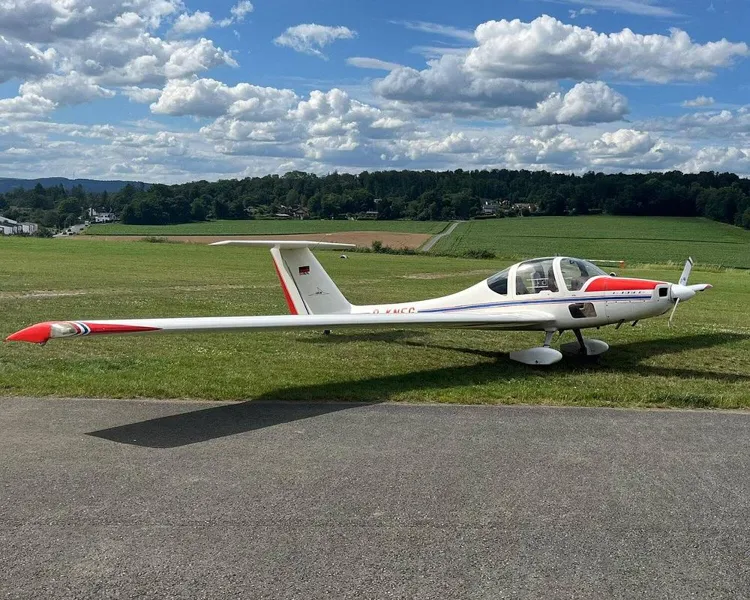 1985 Grob G-109B