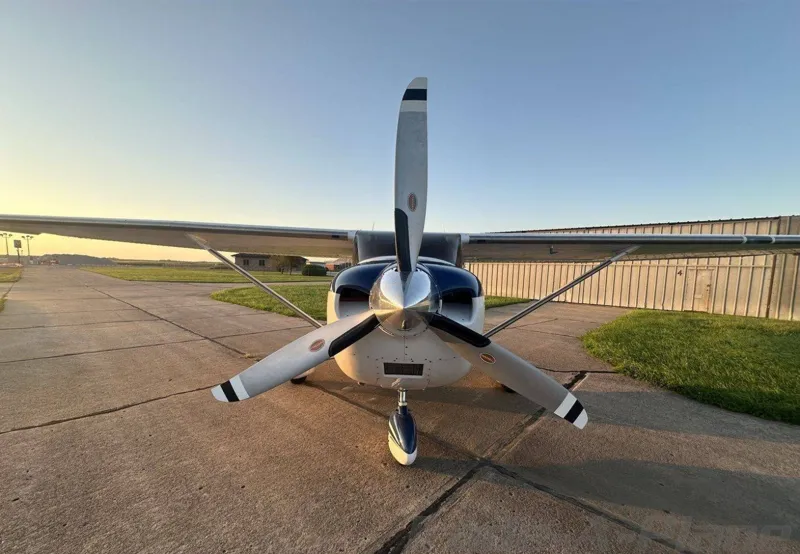 CESSNA 182T SKYLANE for sale