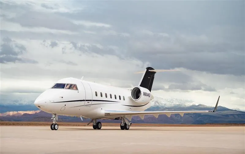 Bombardier Challenger 604