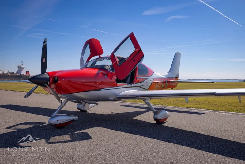 2005 Cirrus SR22