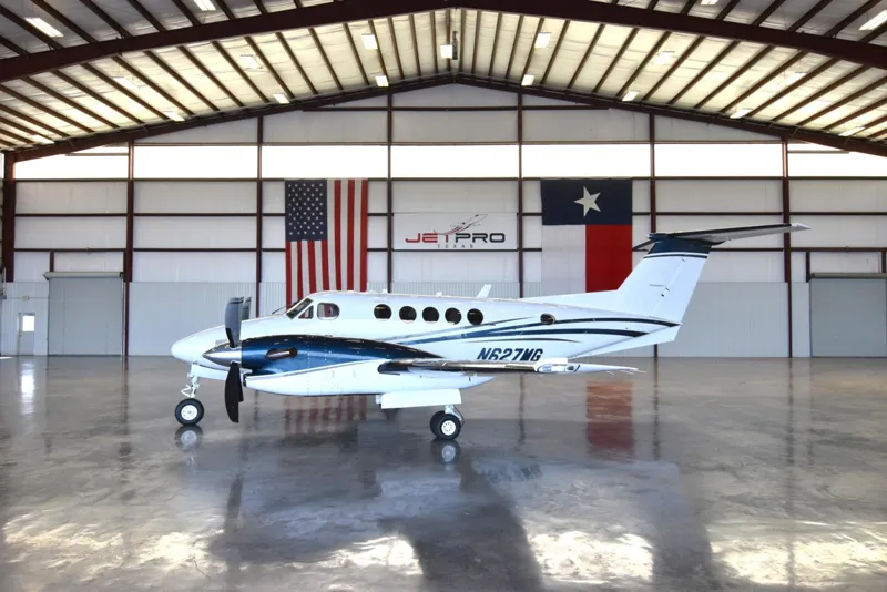 1989 Beechcraft King Air 300