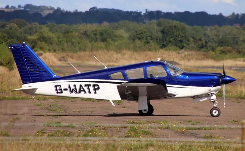 Piper PA-28R-200 Arrow II