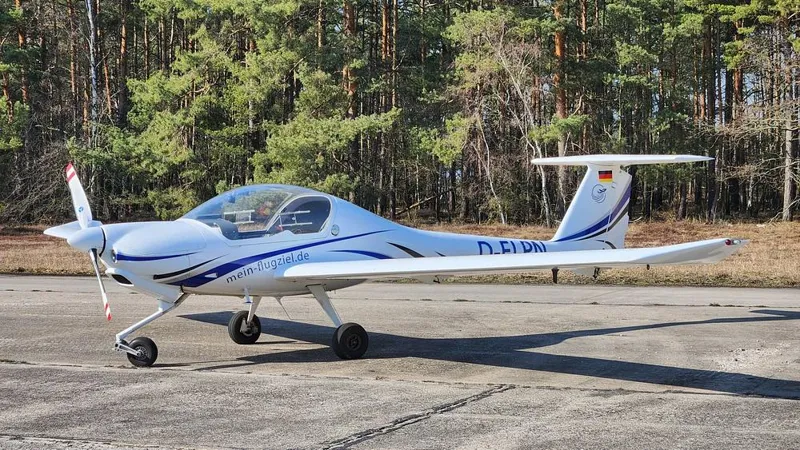 1993 Diamond Aircraft DV20 A1 Katana DV 20 NG