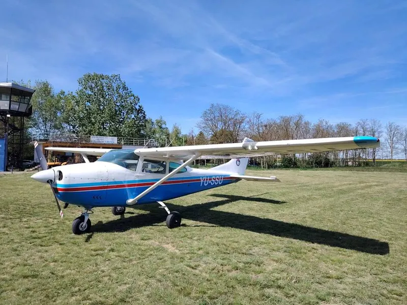 1967 Cessna 182 Skylane Skydive