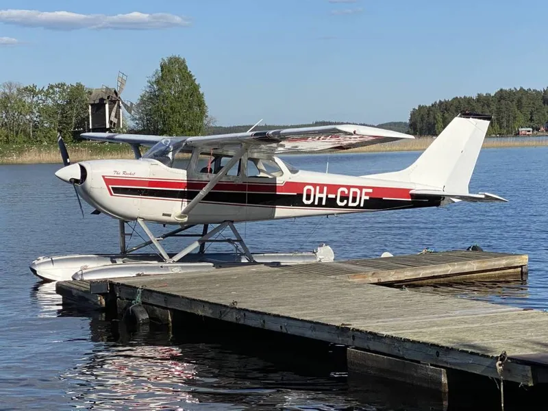 1970 Cessna FR-172 Reims Rocket Floats