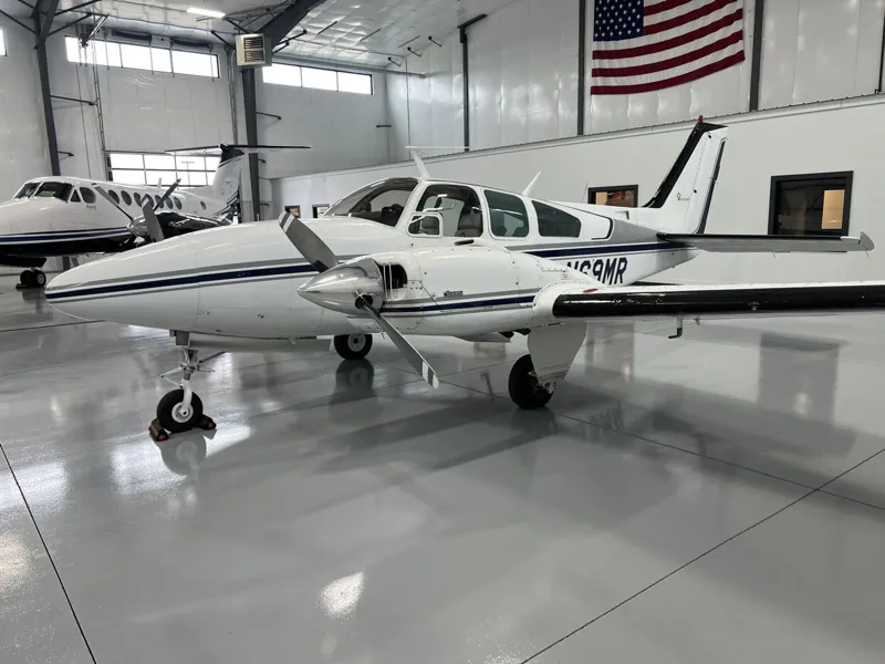 1969 Beechcraft B55