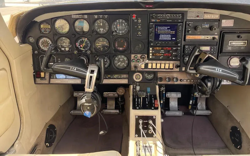 Commander 114