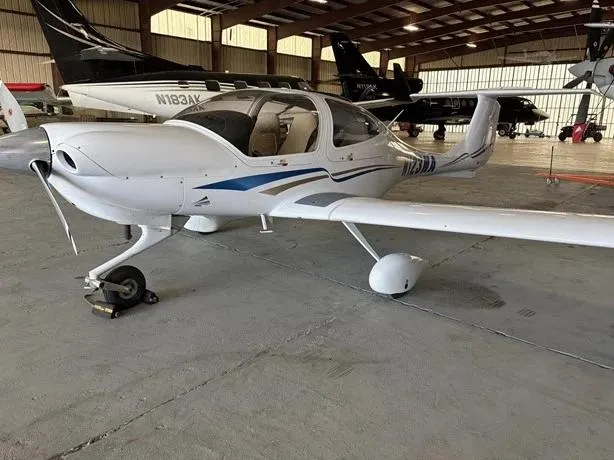 2005 Diamond DA40-180 Star