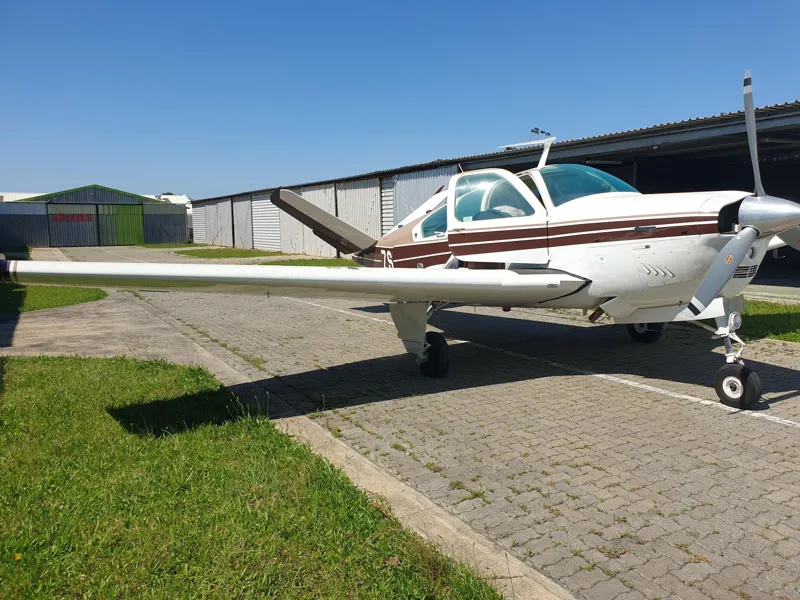1978 Beechcraft V35B