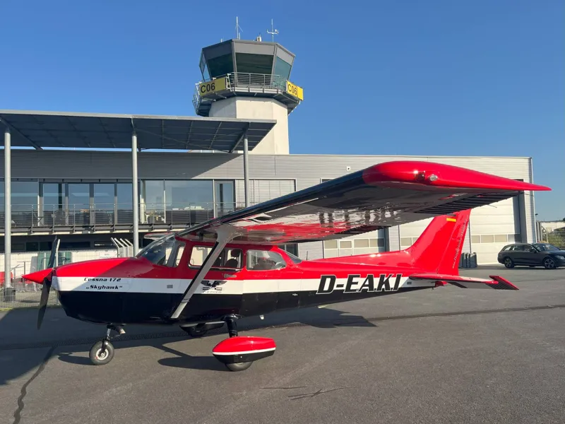 1997 Cessna 172R for sale