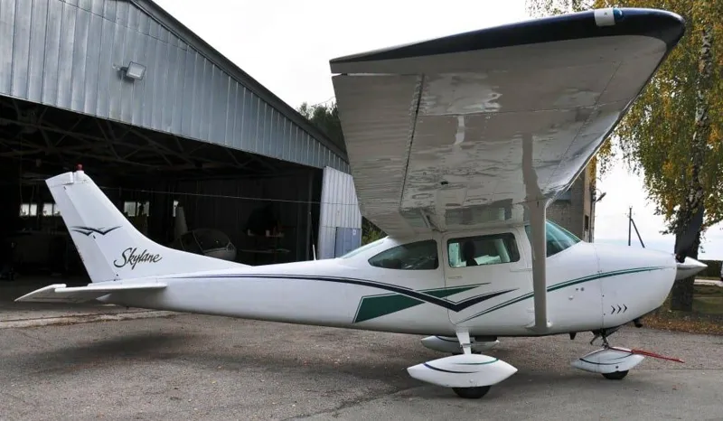 1965 Cessna F-182 Skylane