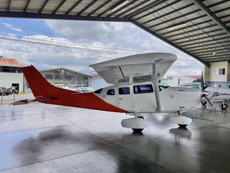 CESSNA U-206 Stationair