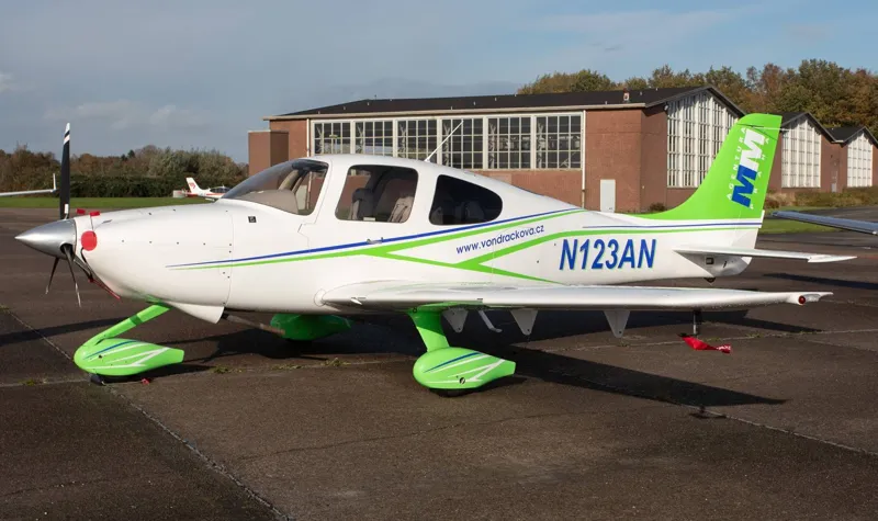 Cirrus SR20
