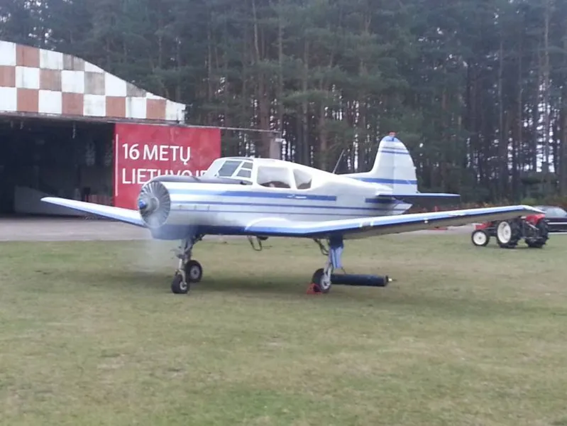 1979 Yakovlev YAK-18T