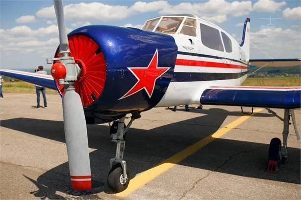 1980 Yakovlev YAK-18T