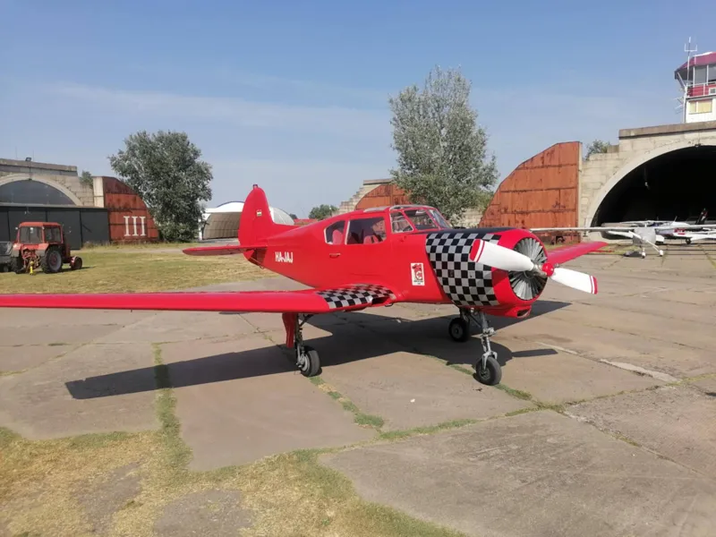 1980 Yakovlev YAK-18T